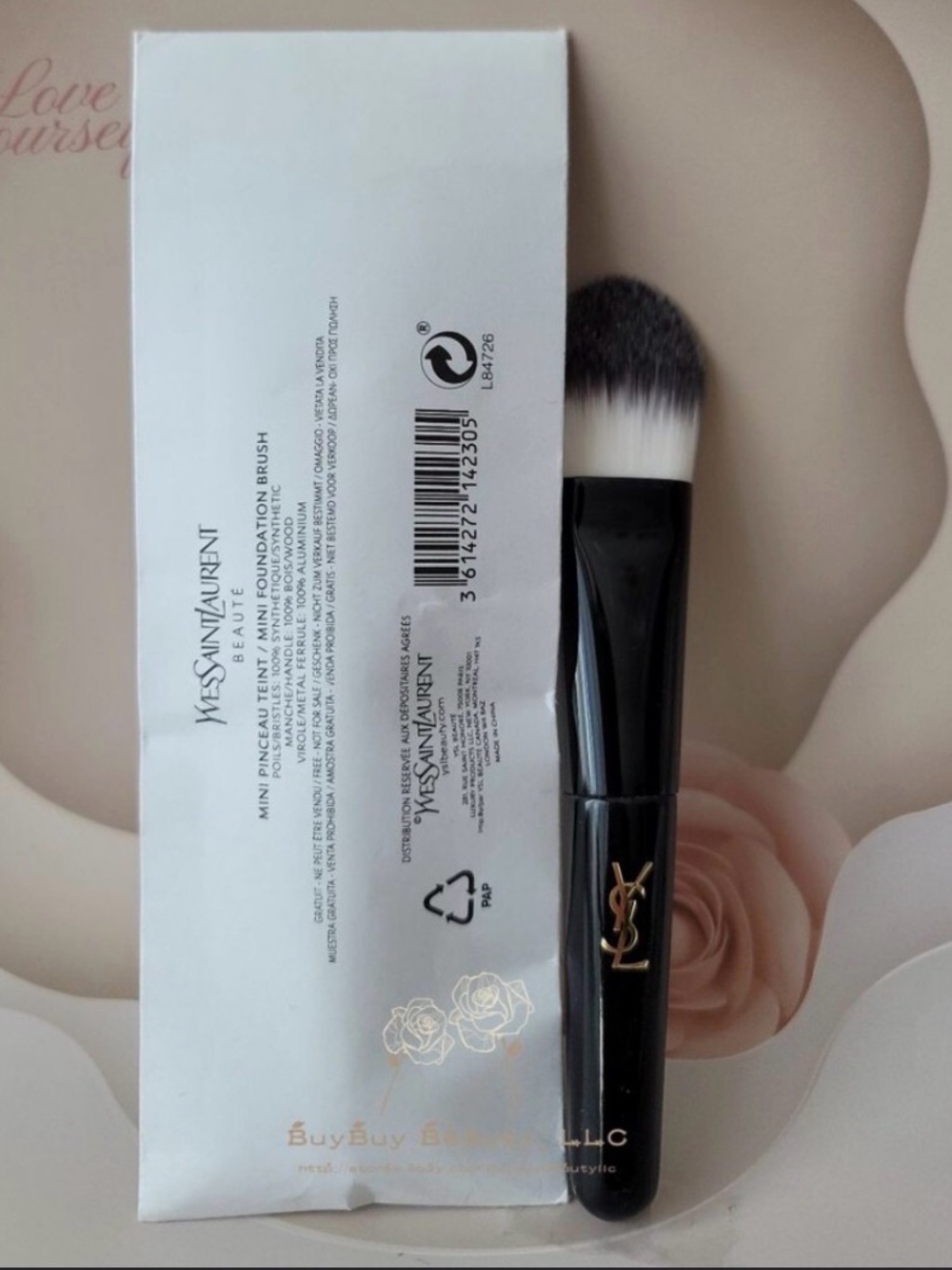 🆕🖌️YSL - Black Handle Foundation Brush with tapered Bristles